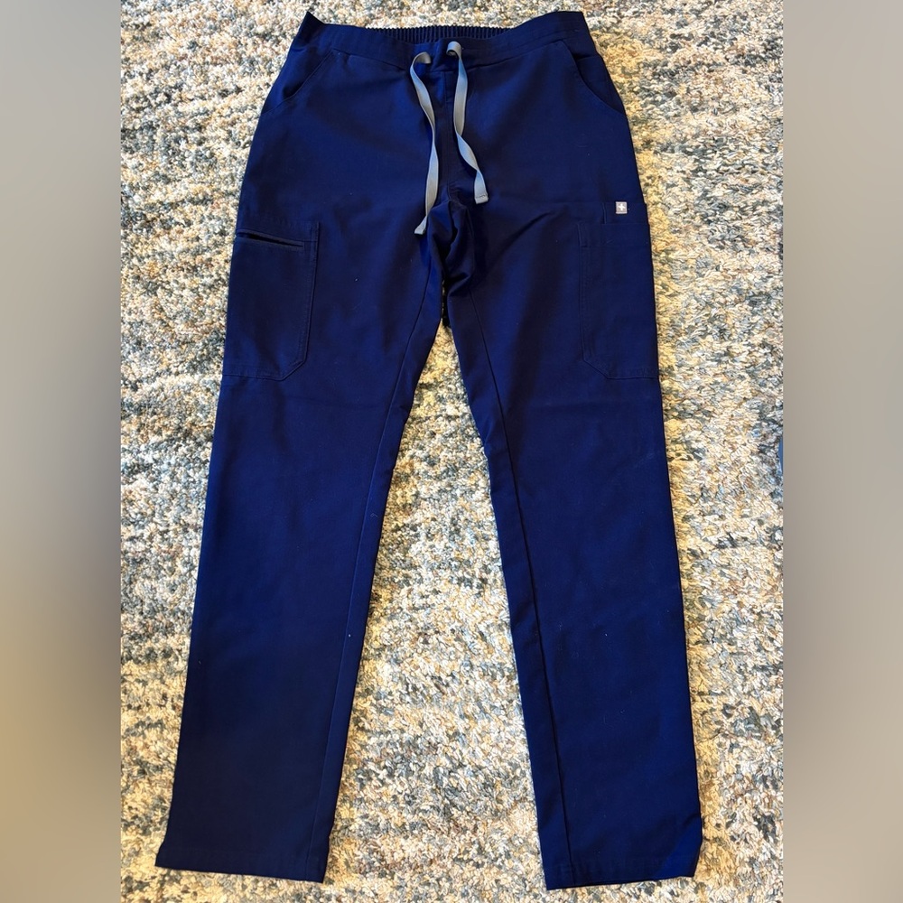 FIGS discontinued skinny scrub bottoms - navy, XS